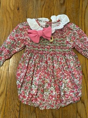 Lallie London Nora pink floral smocked long sleeve bubble romper 6m cotton